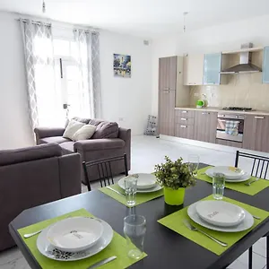 Seafront Habitación en casa particular Msida